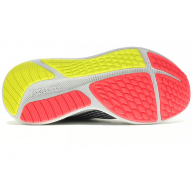 Chaussures Running NEW BALANCE Homme FuelCell...