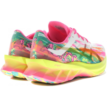 Chaussures Running ASICS Femme NOVABLAST Rose / Jaune