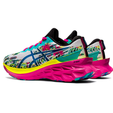 Chaussures Running ASICS Femme NOVABLAST 2 Rose...