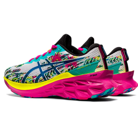 Chaussures Running ASICS Femme NOVABLAST 2 Rose / Jaune / Vert PE 2022