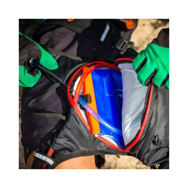 Poche à eau SOURCE Widepac D/VIde 2l Bleue PE 2018