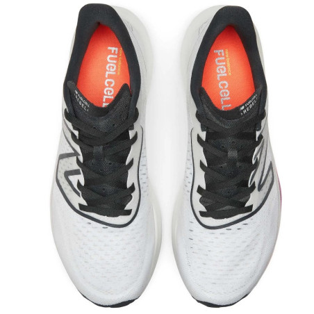 Chaussures Running NEW BALANCE Homme REBEL3 Blanc / Violet PE 2023