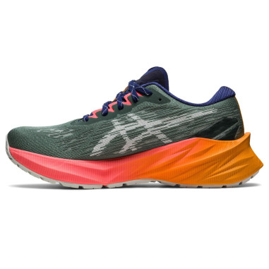 Chaussures Running ASICS Femme NOVABLAST 3 TR...