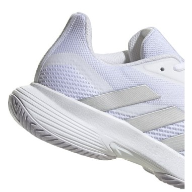 Chaussures ADIDAS Femme COURTJAM CONTROL...