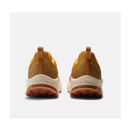 Chaussures Running NEW BALANCE Homme FRESH FOAM HIERRO V8 Moutarde/Noir AH 2024